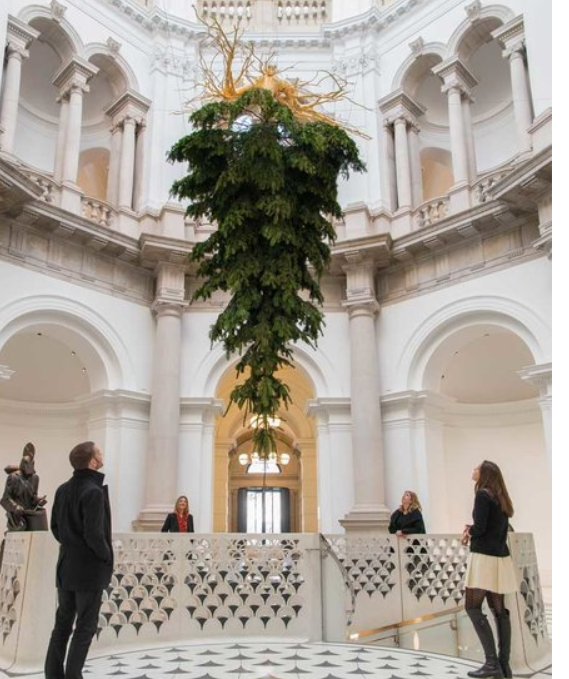 inverted tate christmas tree